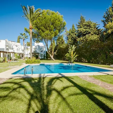 Se - Spacious Modern Townhouse In Nueva Andalucia Appartement