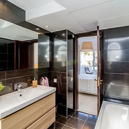 Se - Spacious Modern Townhouse In Nueva Andalucia Appartement *